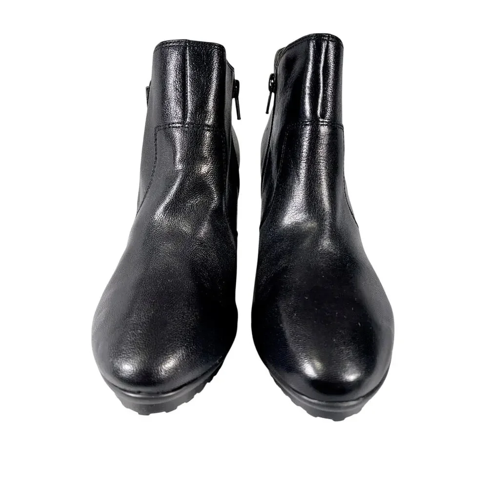 NWOT! EASY SPIRIT! BLACK GENUINE LEATHER CHUNKY HEELED ZIPPER ANKLE BOOTS! 9W